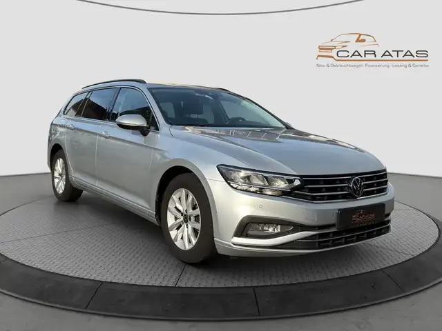 Volkswagen Passat Variant 2.0 TDI Business DSG ACC PDC