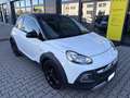 Opel Adam Rocks 1.2 70 CV Bianco - thumbnail 1