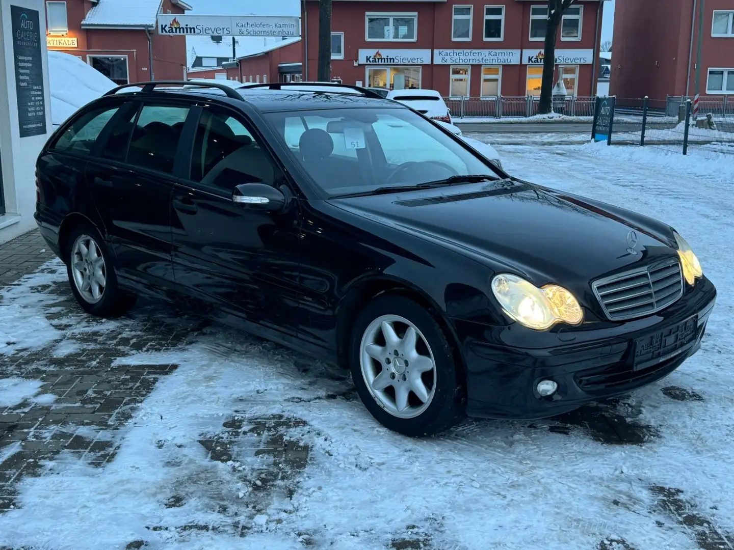 Mercedes-Benz C 180 Kompressor T-Modell°Tempo°AHK°Klima°S-Heft Schwarz - 2