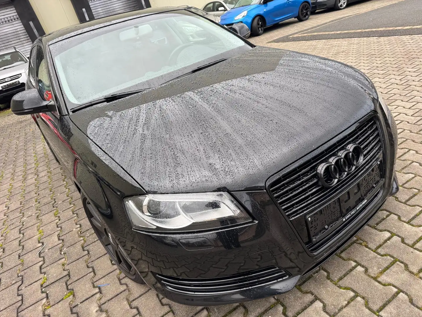 Audi A3 1.4 TFSI Attraction Schwarz - 1