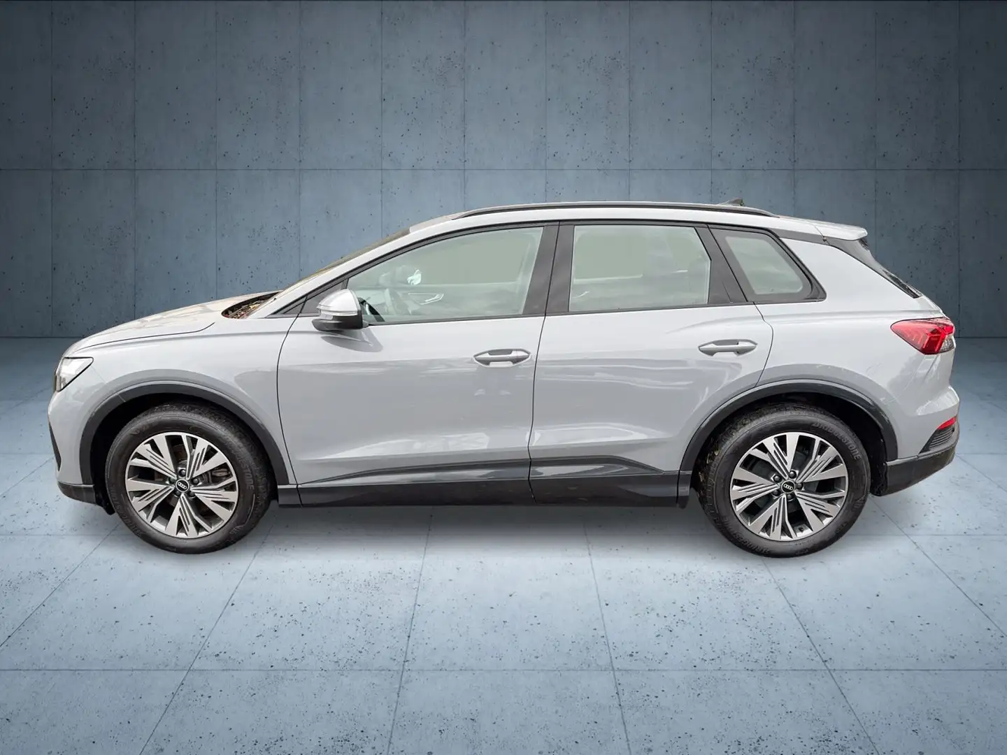 Audi Q4 e-tron 35 Advanced Nav/SHZ/19"/optik/Assist Grau - 2