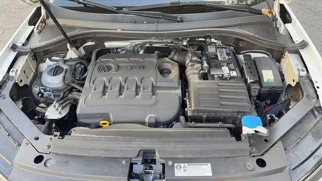 Volkswagen Tiguan view 15