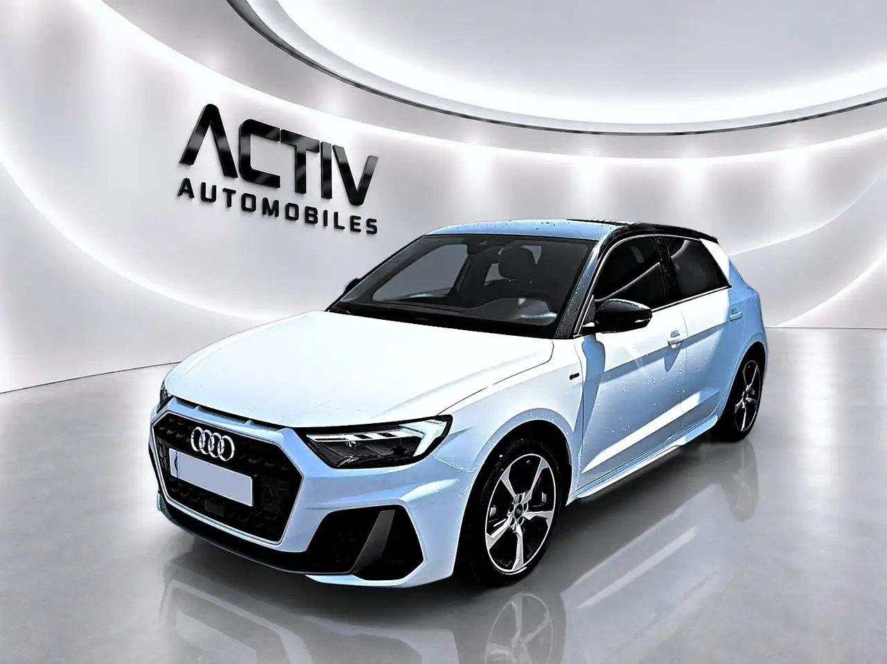 Audi A1 30 TFSI 116 S LINE S TRONIC 7 — photo 1 of 30