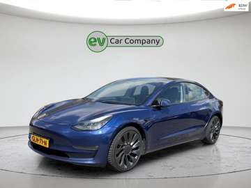 Performance AWD 75 kWh | Full self driving €7.500,