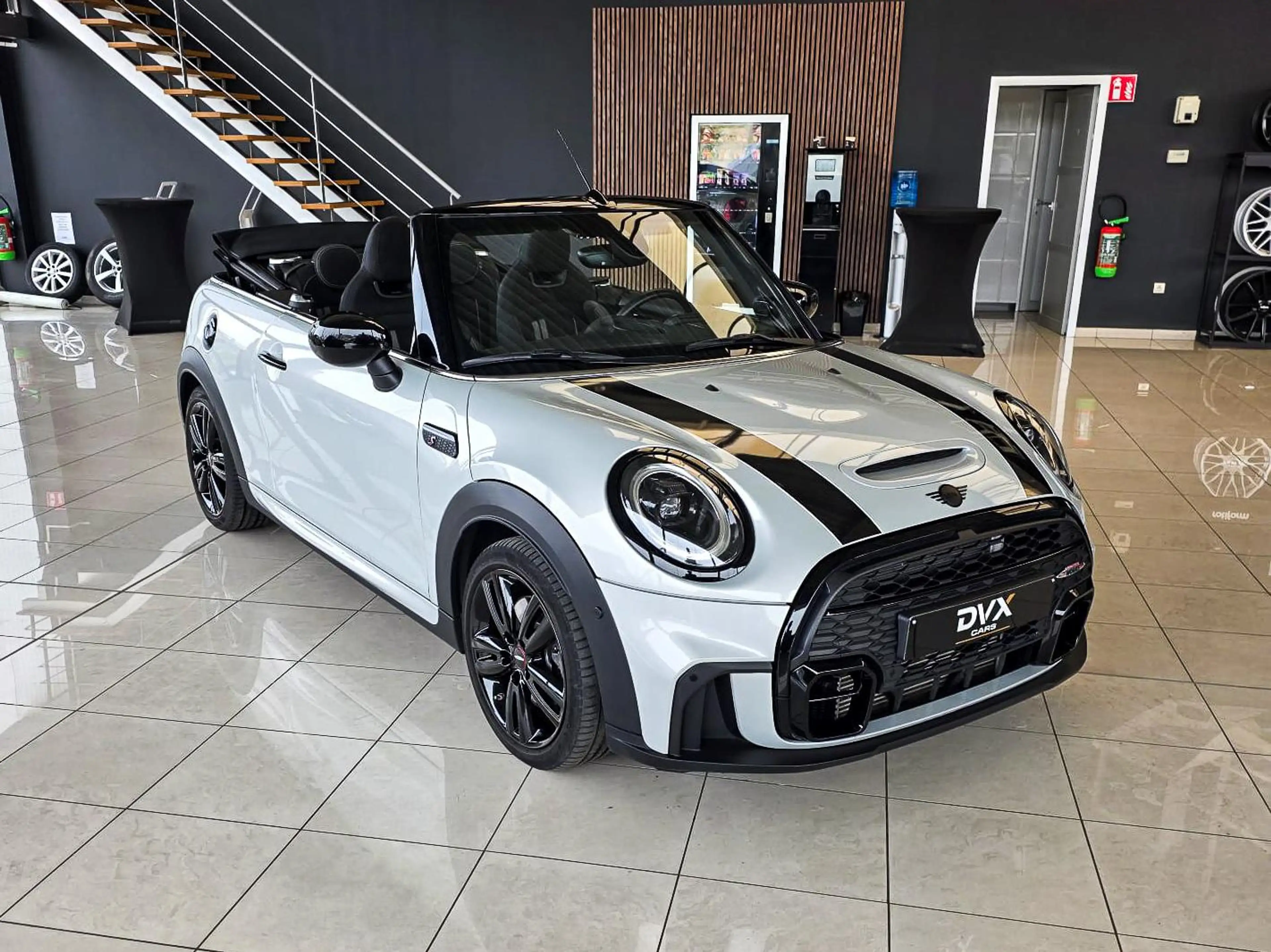 MINI Cooper S Cabrio Kit JCW/HUD/Camera/Harman Kardon/Garantie — photo 9