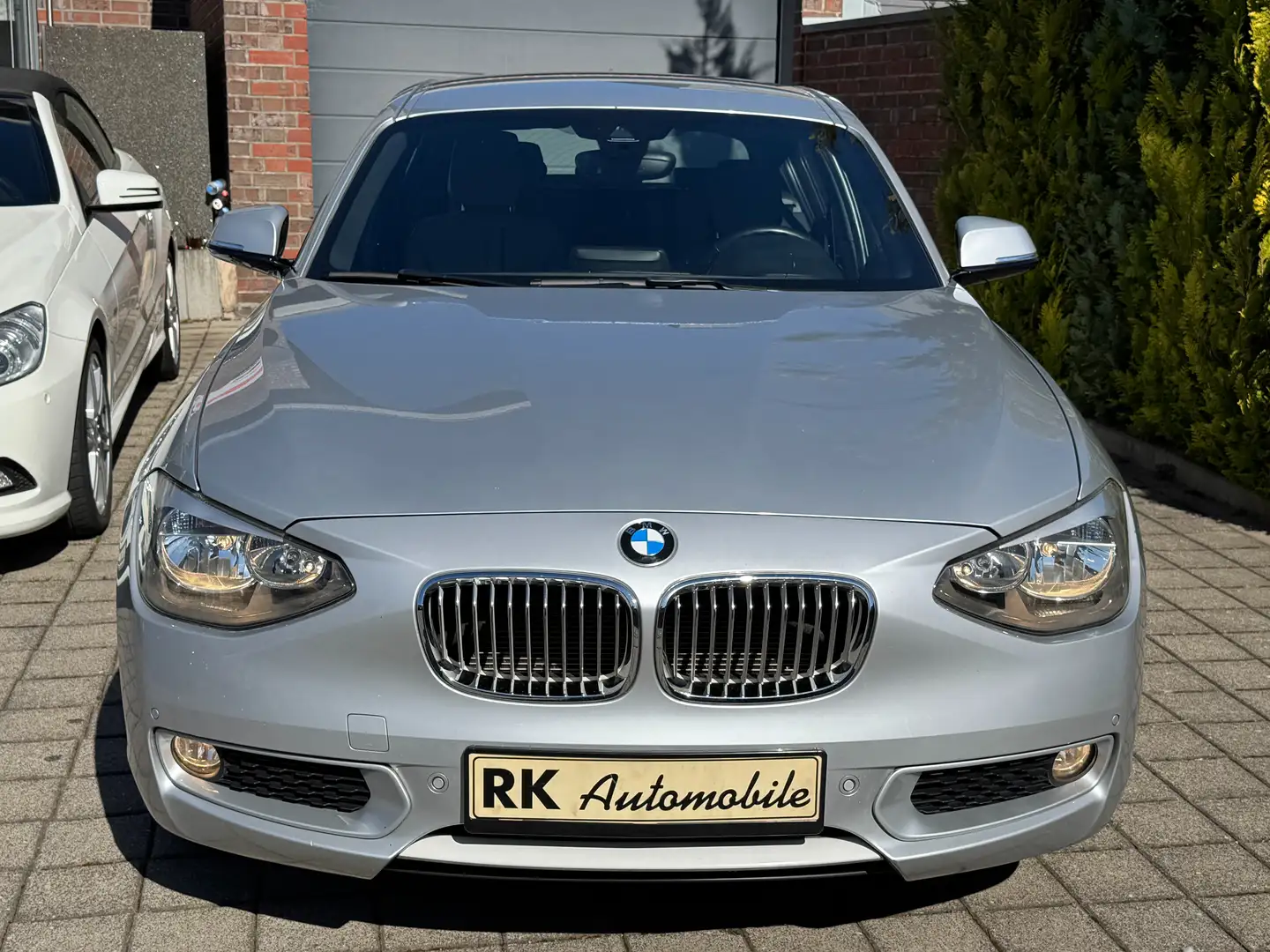 BMW 118 118i Urban Line Silber - 2
