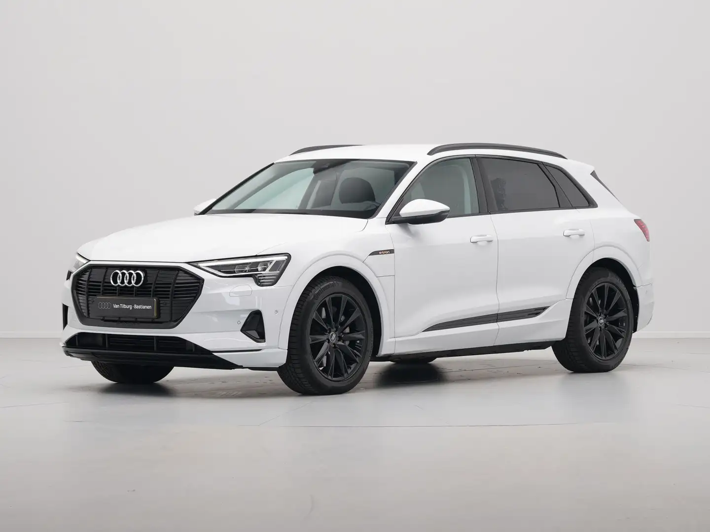 Audi e-tron e-tron 55 quattro advanced 95 kWh Navigatie Leder Weiß - 2