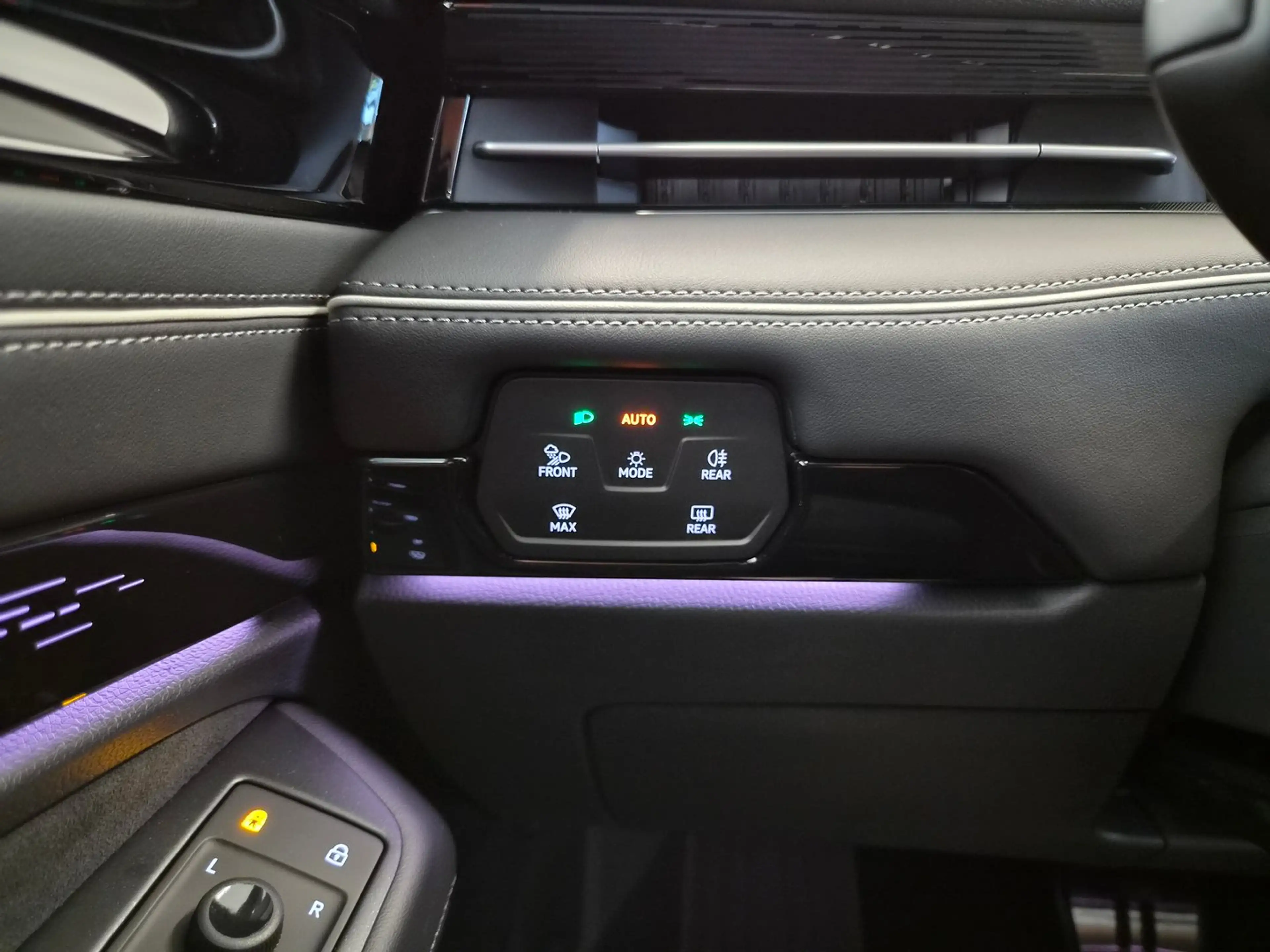 Volkswagen ID.7 Tourer Pro 210 kW Business - 77 kWh — photo 13