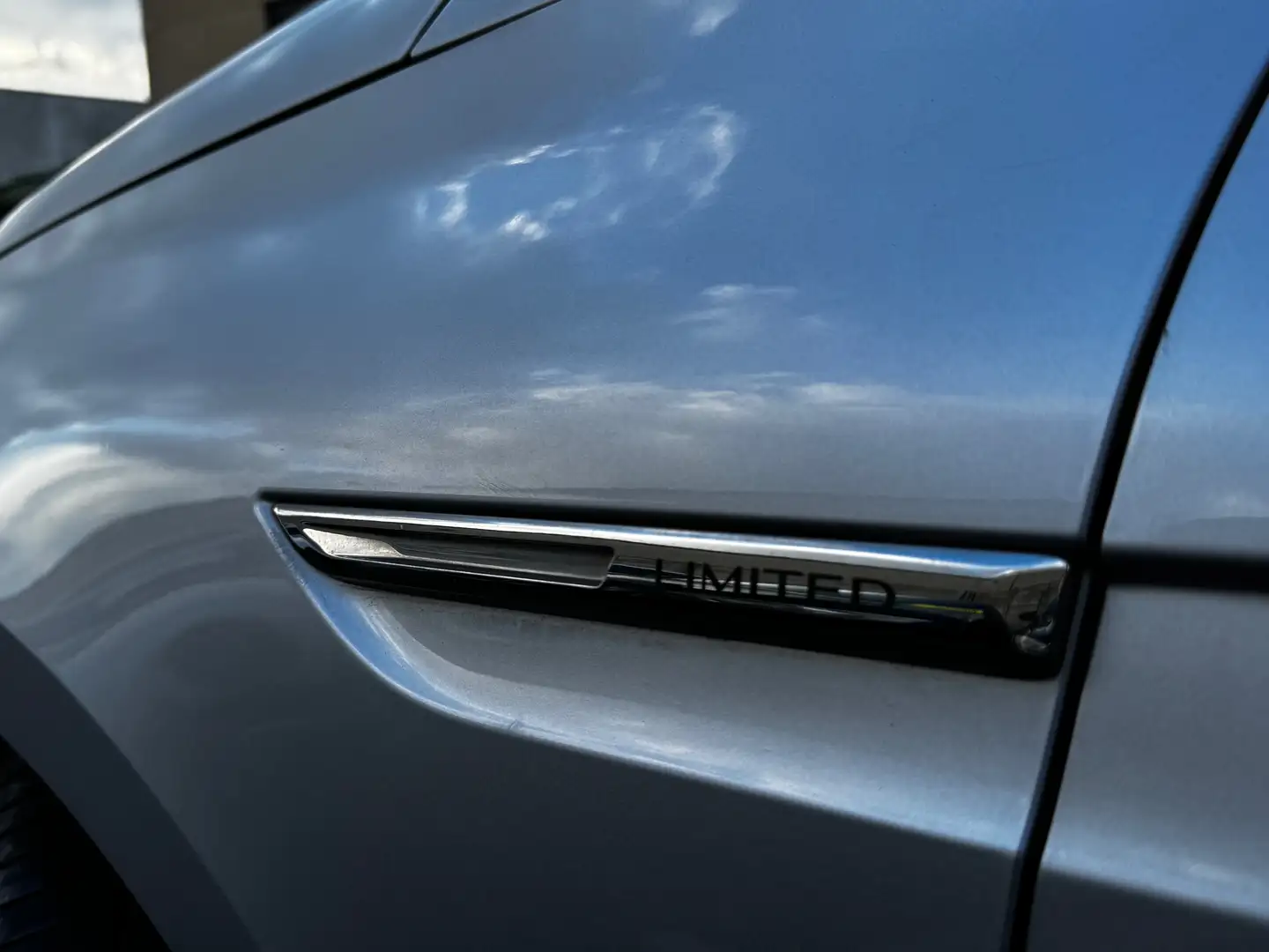 Renault Megane Mégane SW 1.5 dCi Energy Limited//NAV//PDC// Grijs - 2