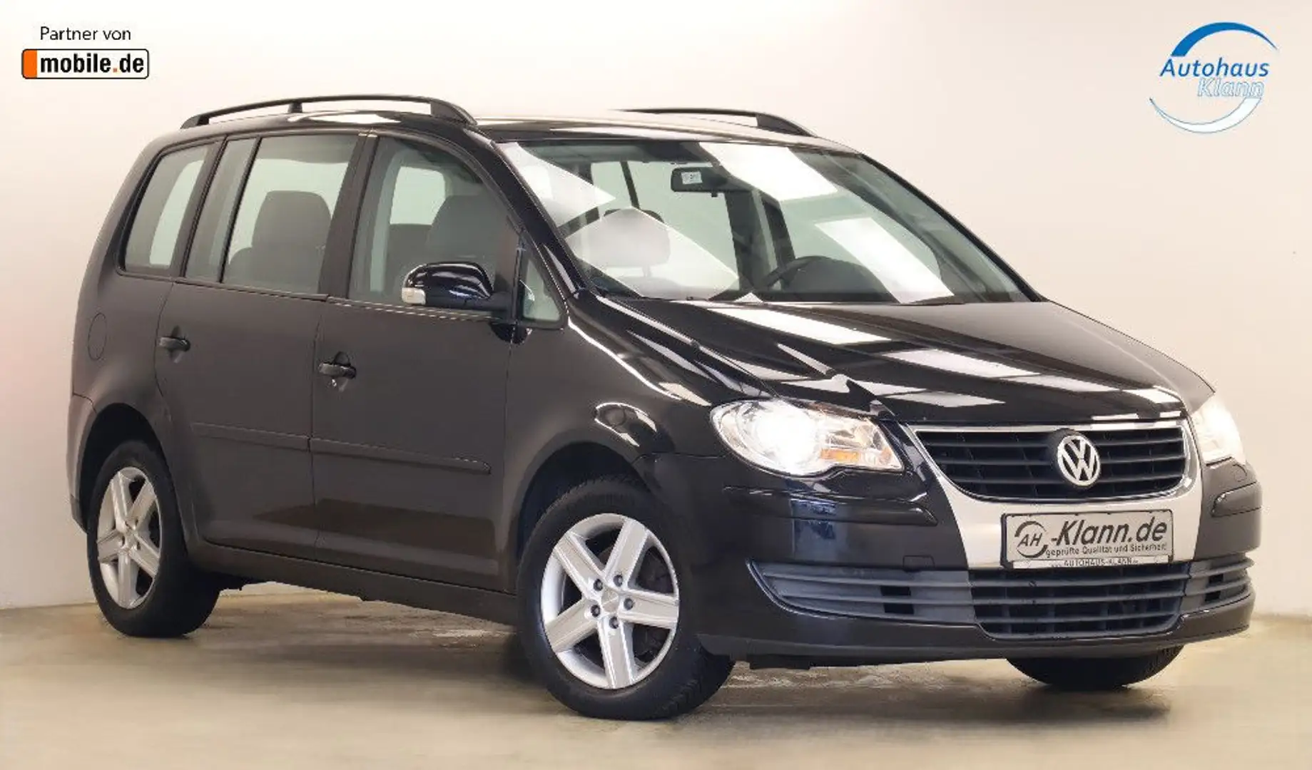 Volkswagen Touran 2.0TDI 140PS DSG Klima PDC 2Hand HUneu Чорний - 1