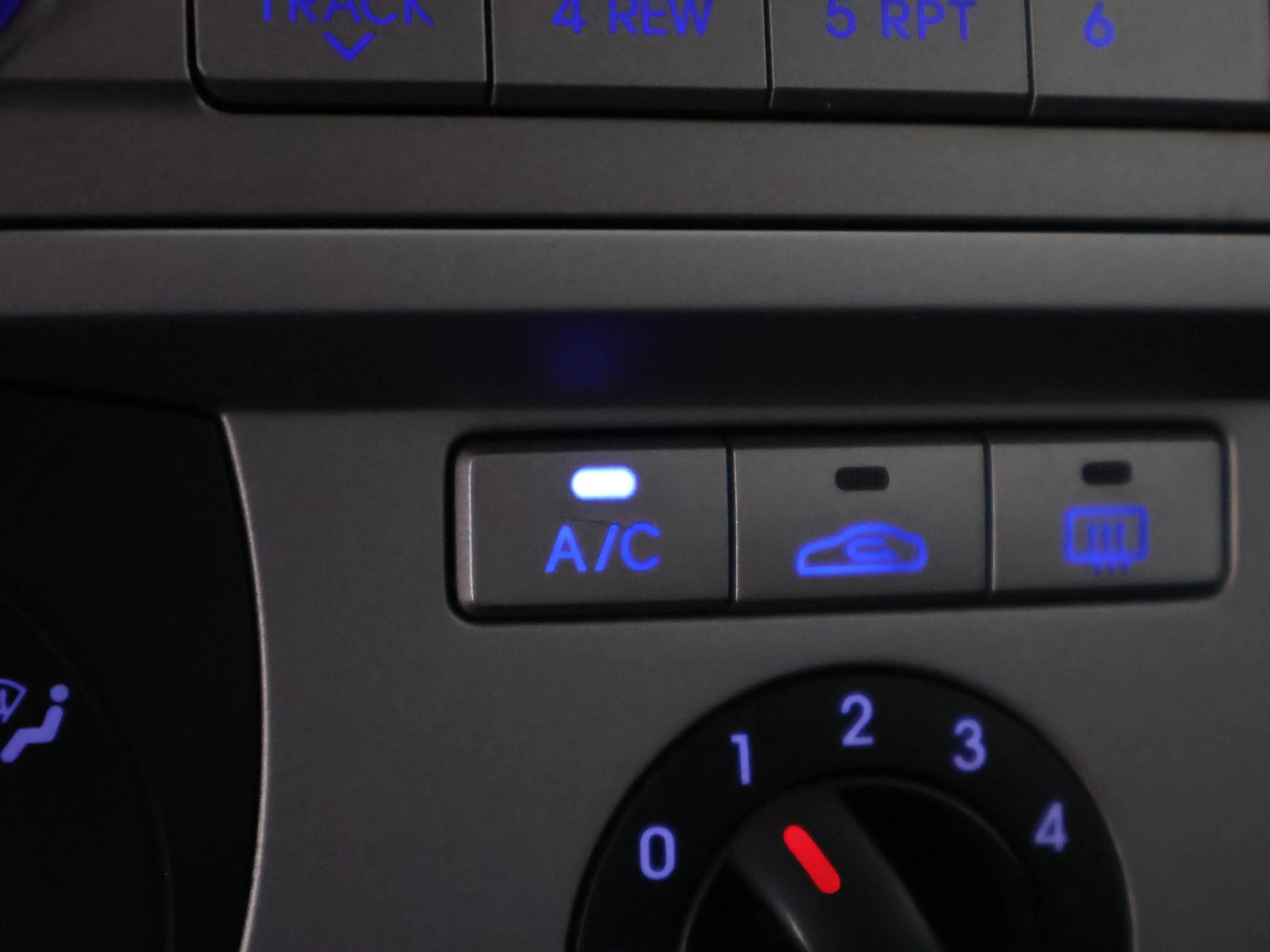 Hyundai i20 1.4i i-Motion Automaat | Airco | Centrale vergrend — photo 10