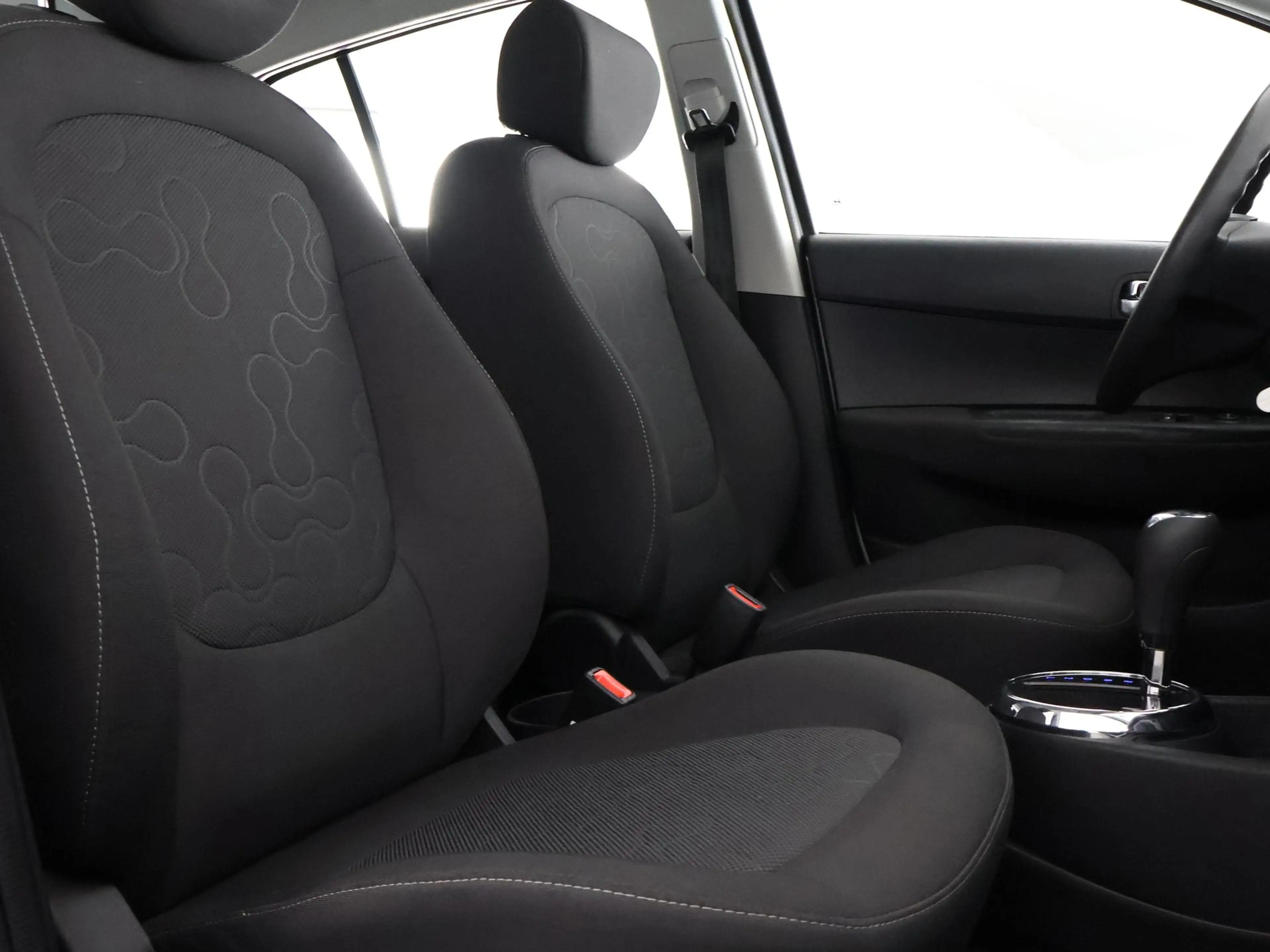 Hyundai i20 1.4i i-Motion Automaat | Airco | Centrale vergrend — photo 19