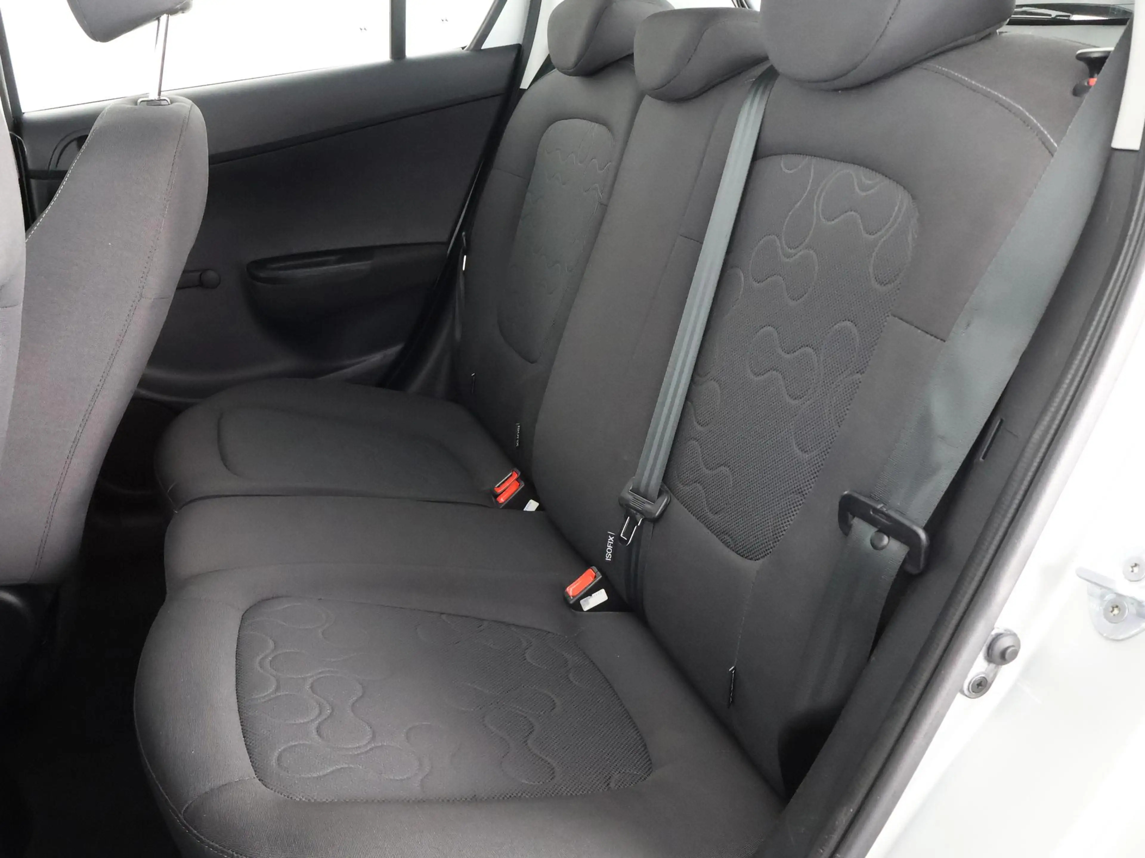 Hyundai i20 1.4i i-Motion Automaat | Airco | Centrale vergrend — photo 17