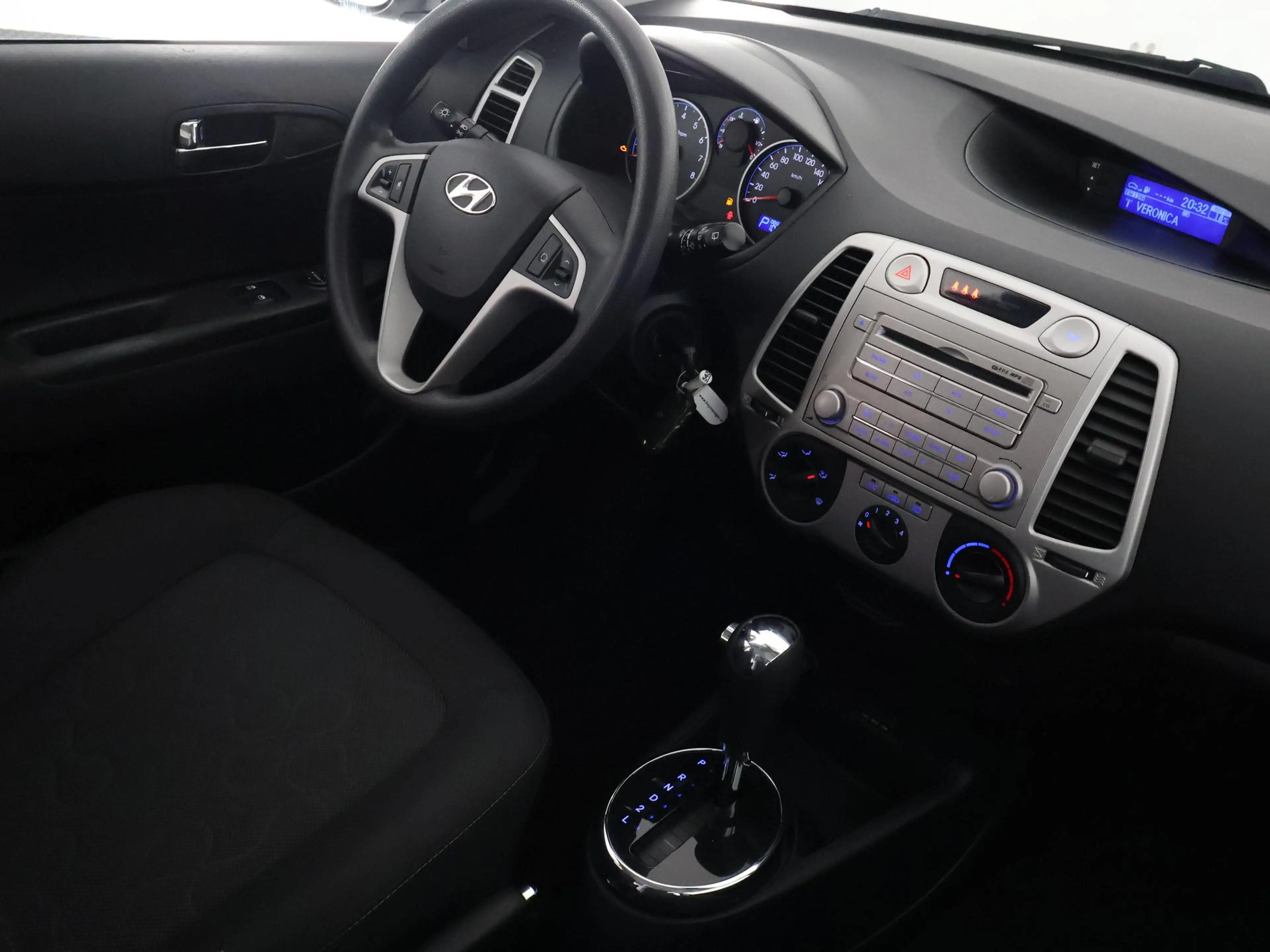 Hyundai i20 1.4i i-Motion Automaat | Airco | Centrale vergrend — photo 7
