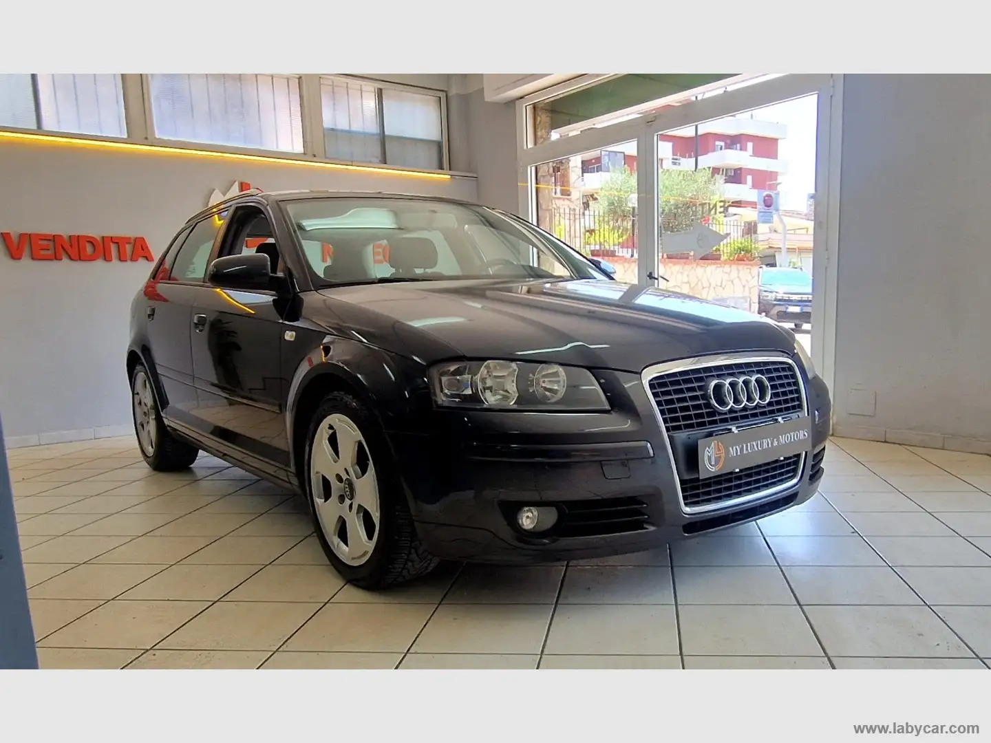 Audi A3 SPB 2.0 16V TDI Ambition Grigio - 1