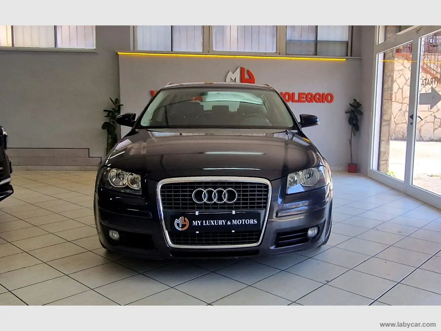 Audi A3 SPB 2.0 16V TDI Ambition Grigio - 2
