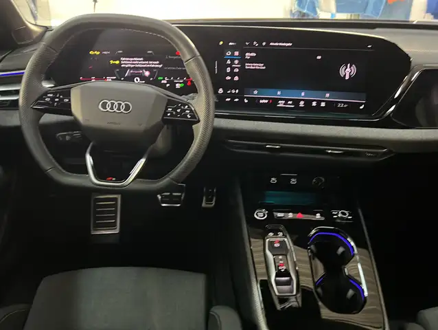 Audi A5 view 3