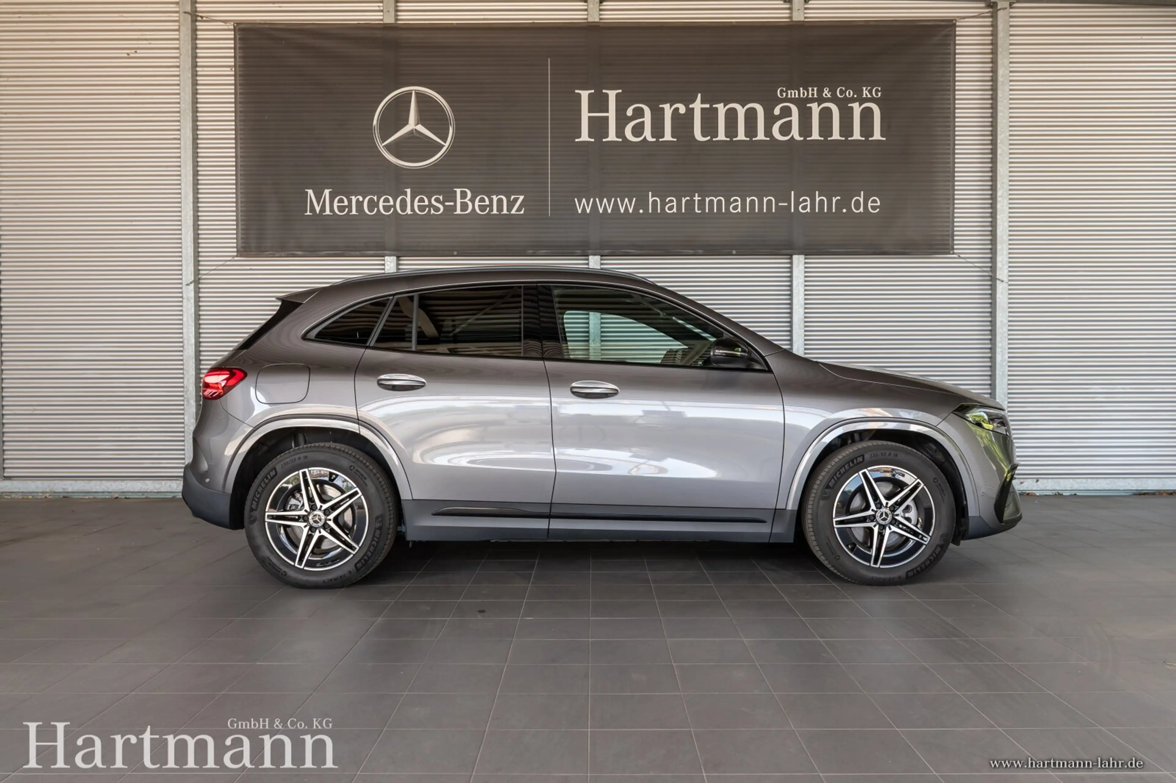 Mercedes-Benz EQA 300 EQA 300 4MATIC AMG Advanced Night AHK Totwinkel — photo 5