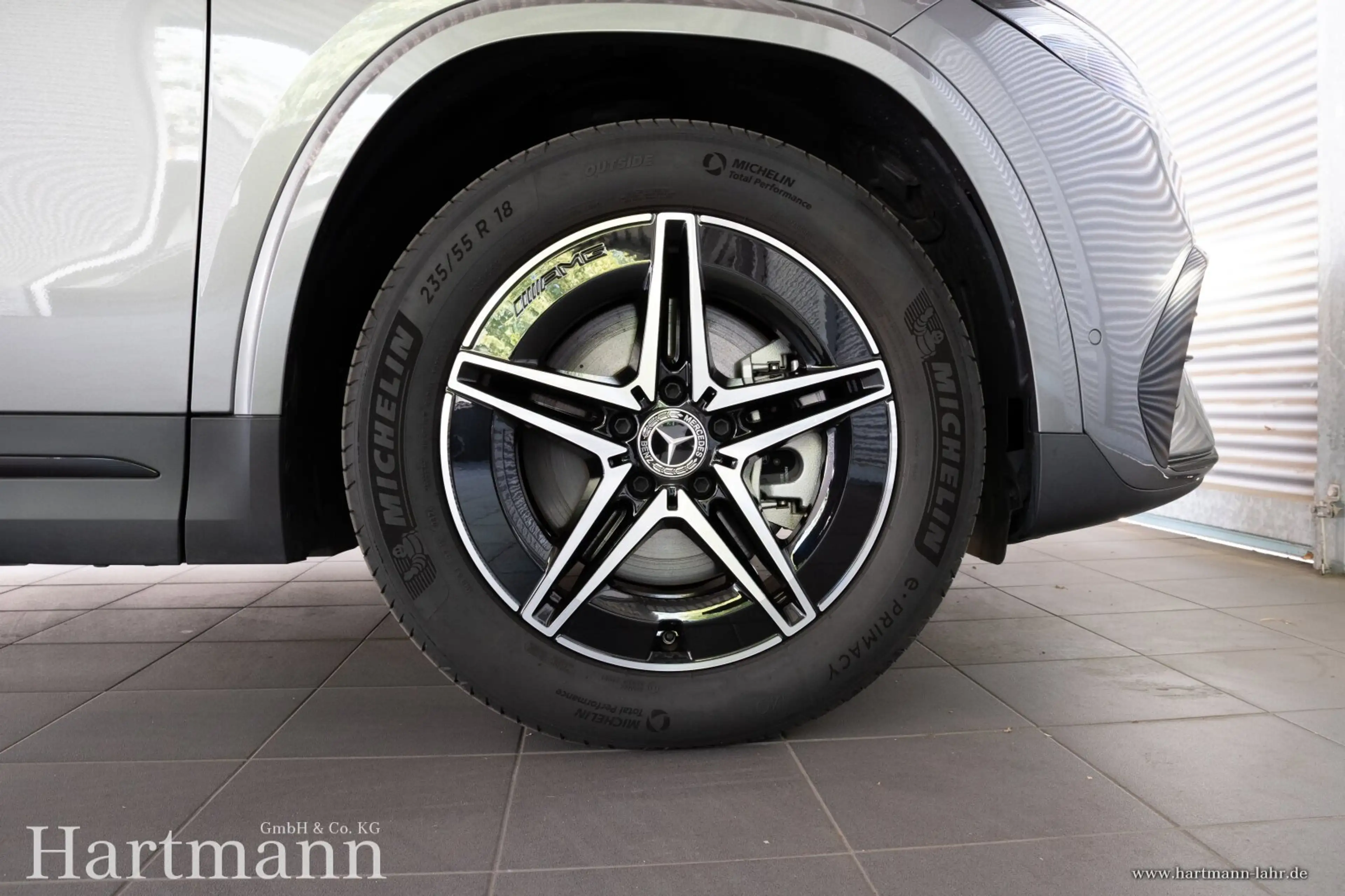 Mercedes-Benz EQA 300 EQA 300 4MATIC AMG Advanced Night AHK Totwinkel — photo 6