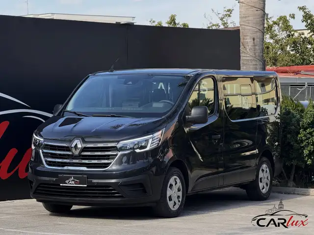 Renault Trafic 2.0 BluedCi 150CV PL-TN Zen 8 POSTI | IVA ESPOSTA | FARI LED | CAM | CAR PLAY