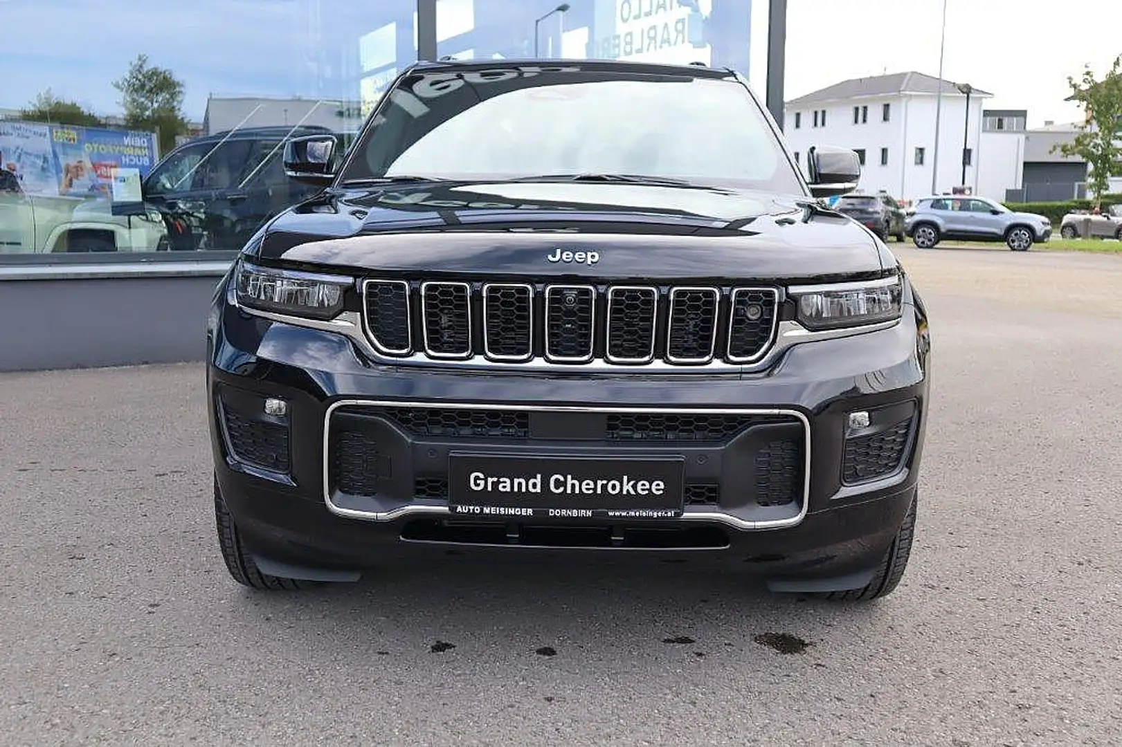 Jeep Grand Cherokee 2.0 PHEV 13,3kWh 380 PS AT 4xe Overland Schwarz - 2