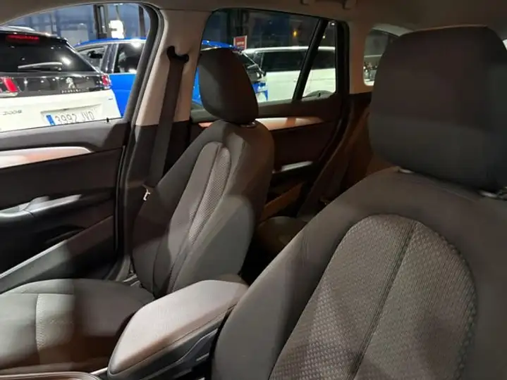 BMW X1 2022, foto 27