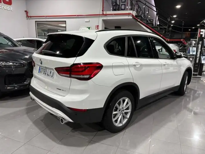 BMW X1 2022, foto 21