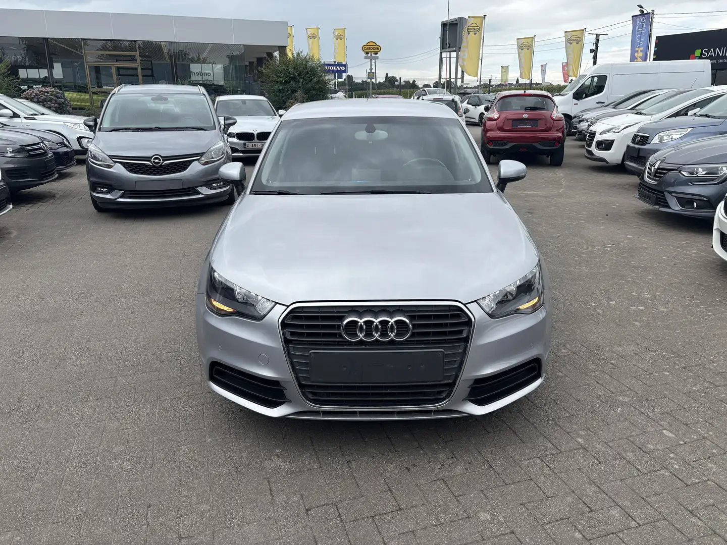Audi A1 A1 Sportback 1.4 TFSI Ambition S tronic Grijs - 2