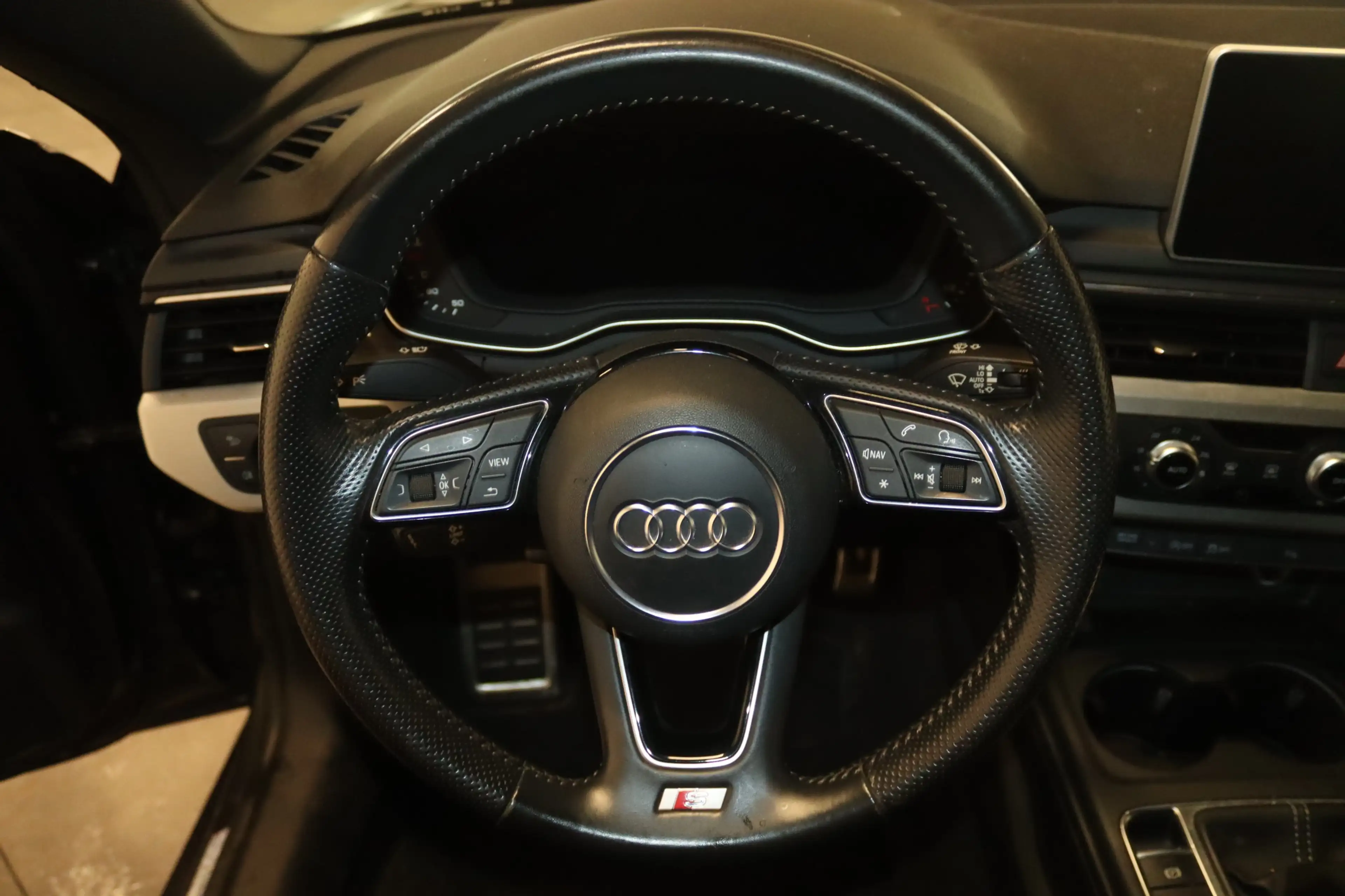 Audi A5 2.0 TFSI SB S line Plus-Virtual-Navi-LED-SHZ- — photo 5
