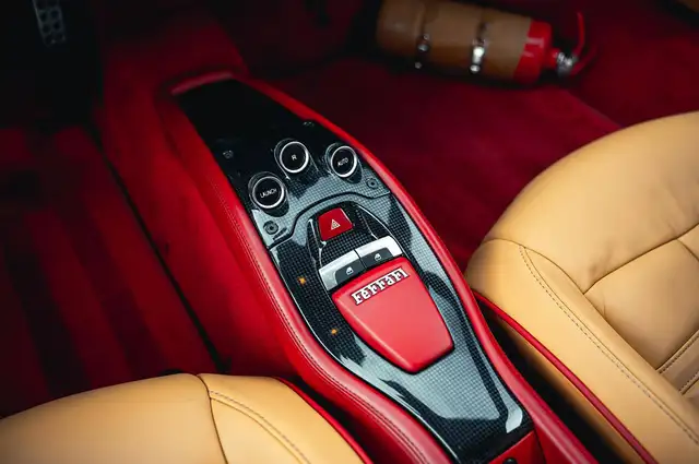 Ferrari 458 view 10