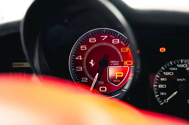 Ferrari 458 view 8