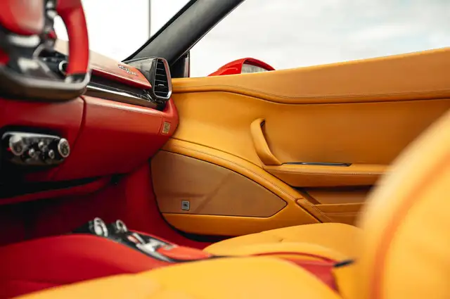 Ferrari 458 view 12