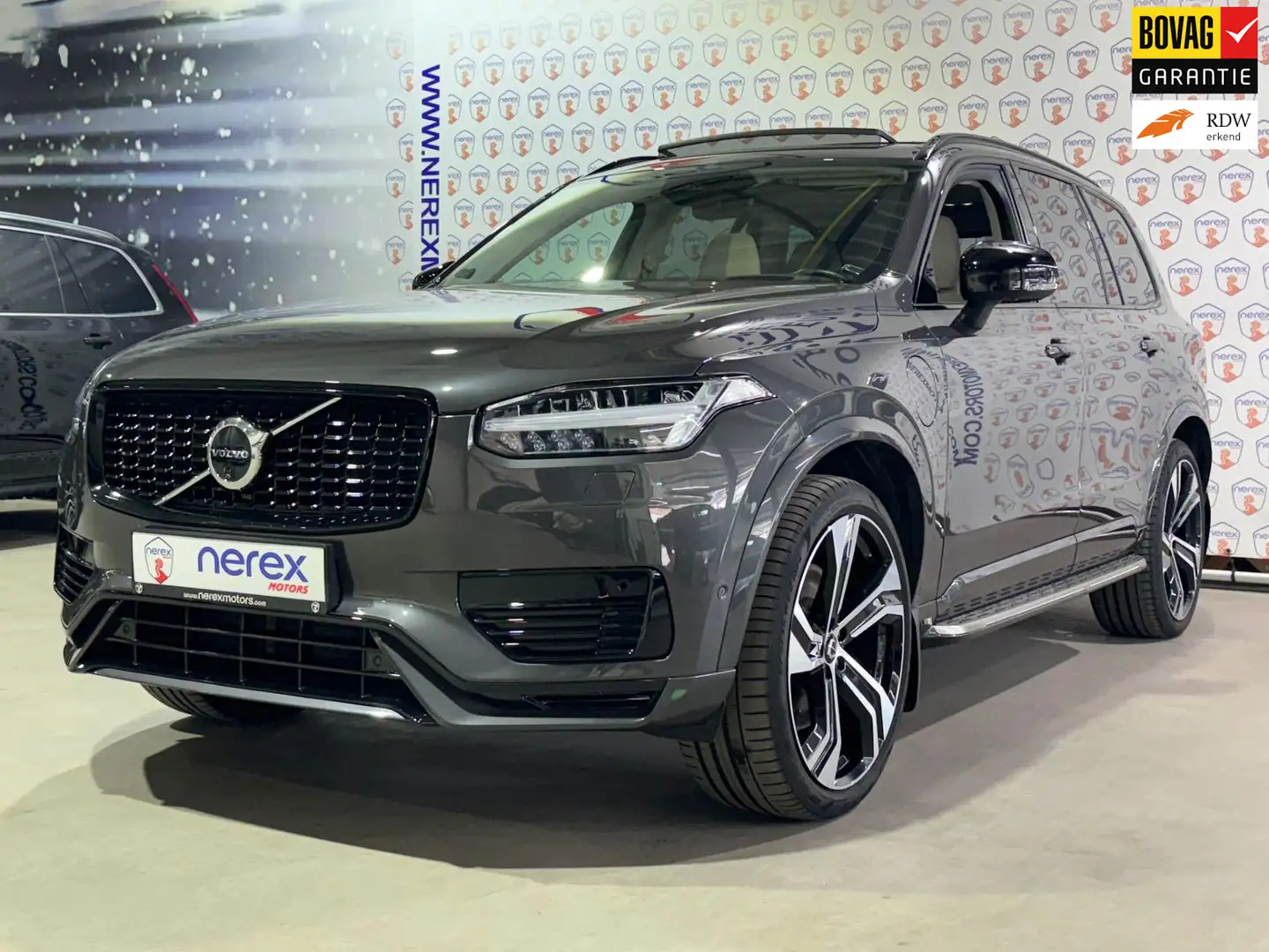 Volvo XC90 2.0 T8 Recharge AWD Ultimate Dark | Luchtvering | Zwart - 1
