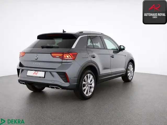 Volkswagen T-Roc view 5