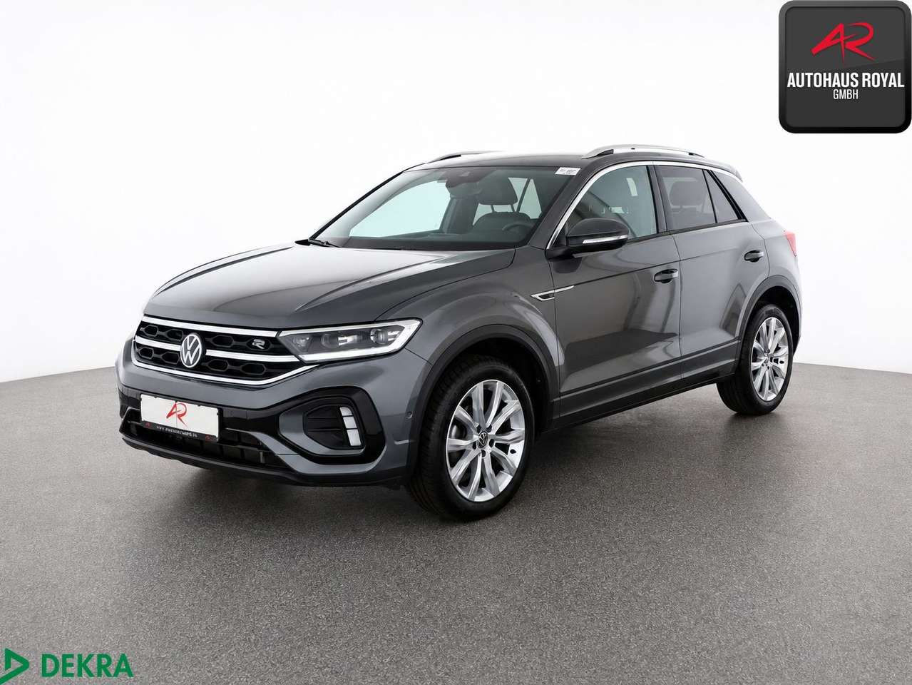 Volkswagen T-Roc 2025 — 1.5 TSI R LINE KEYLESS,ACC,KAMERA,IQ-DRIVE