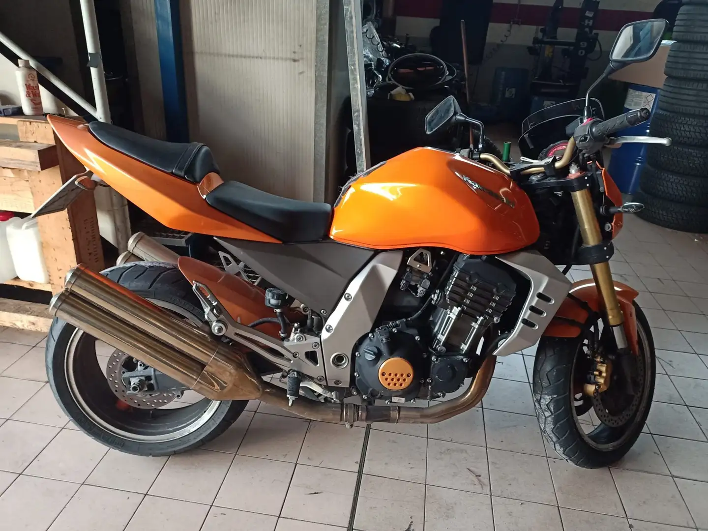 Kawasaki Z 1000 heavy industries ltd zrt00a Portocaliu - 1