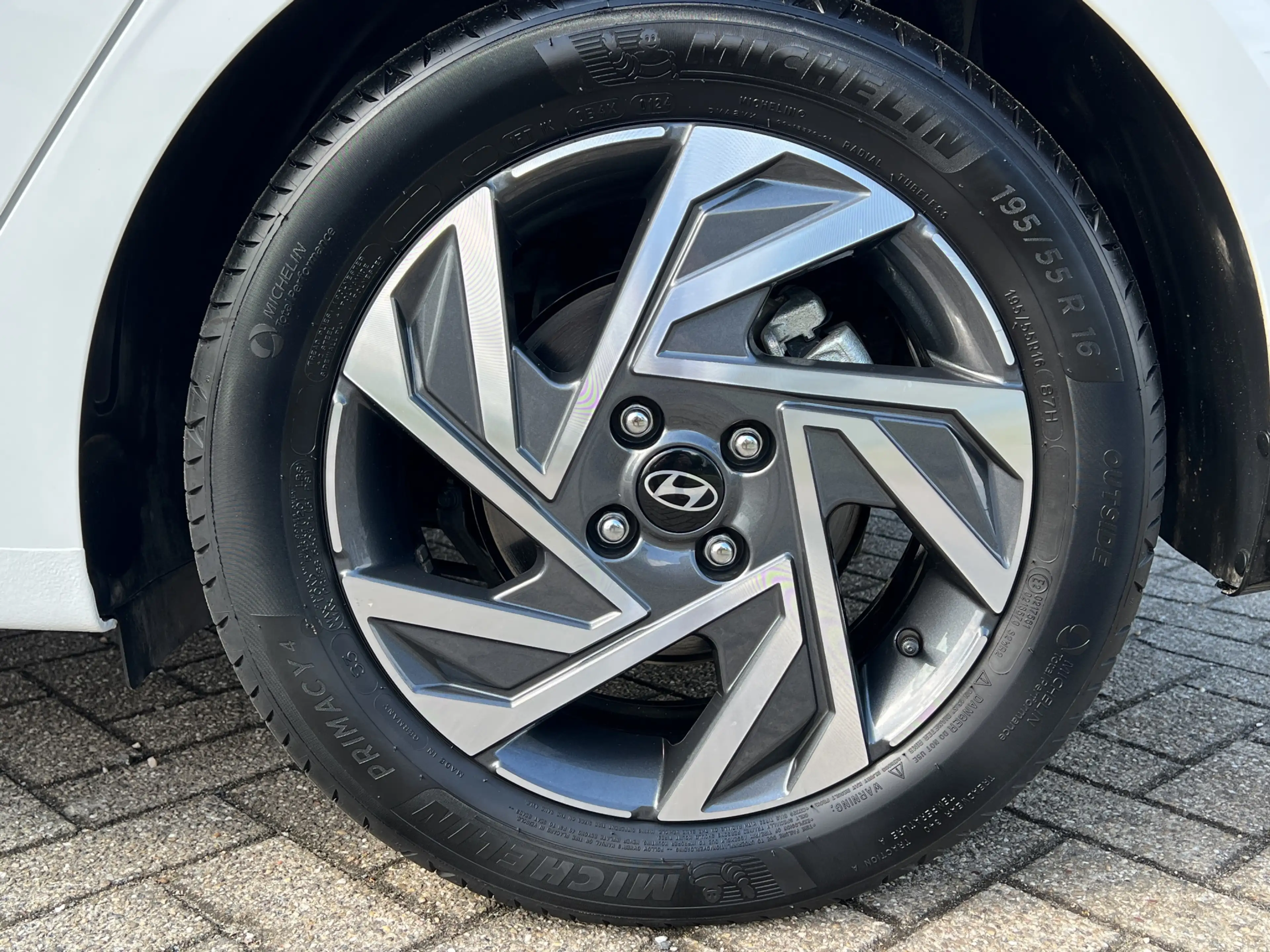 Hyundai i20 1.0 T-GDI 100pk Comfort | Airco | Camera | Carplay — photo 27