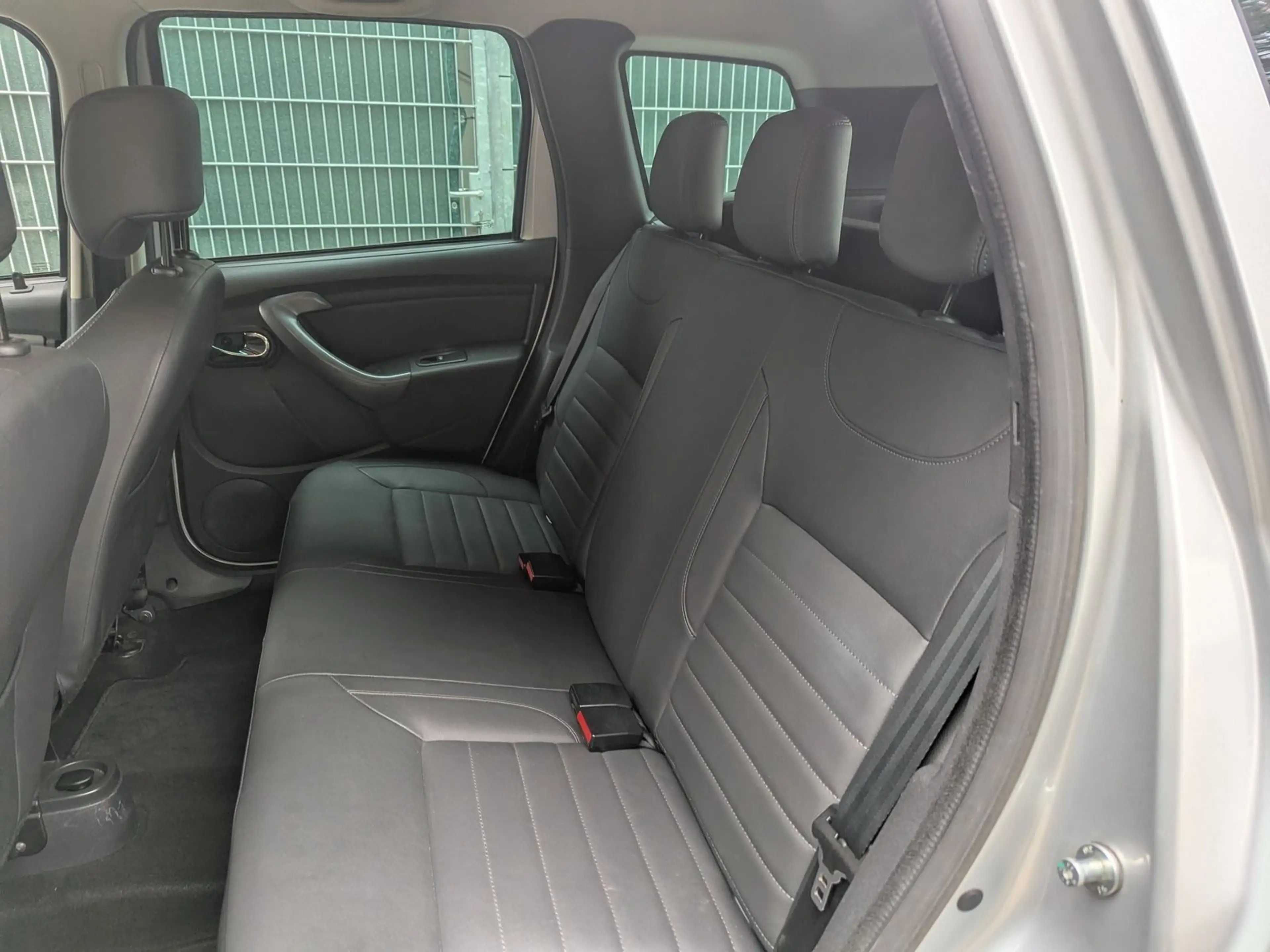 Dacia Duster Prestige 4x4*Klima*1 Hand*Leder* — photo 10