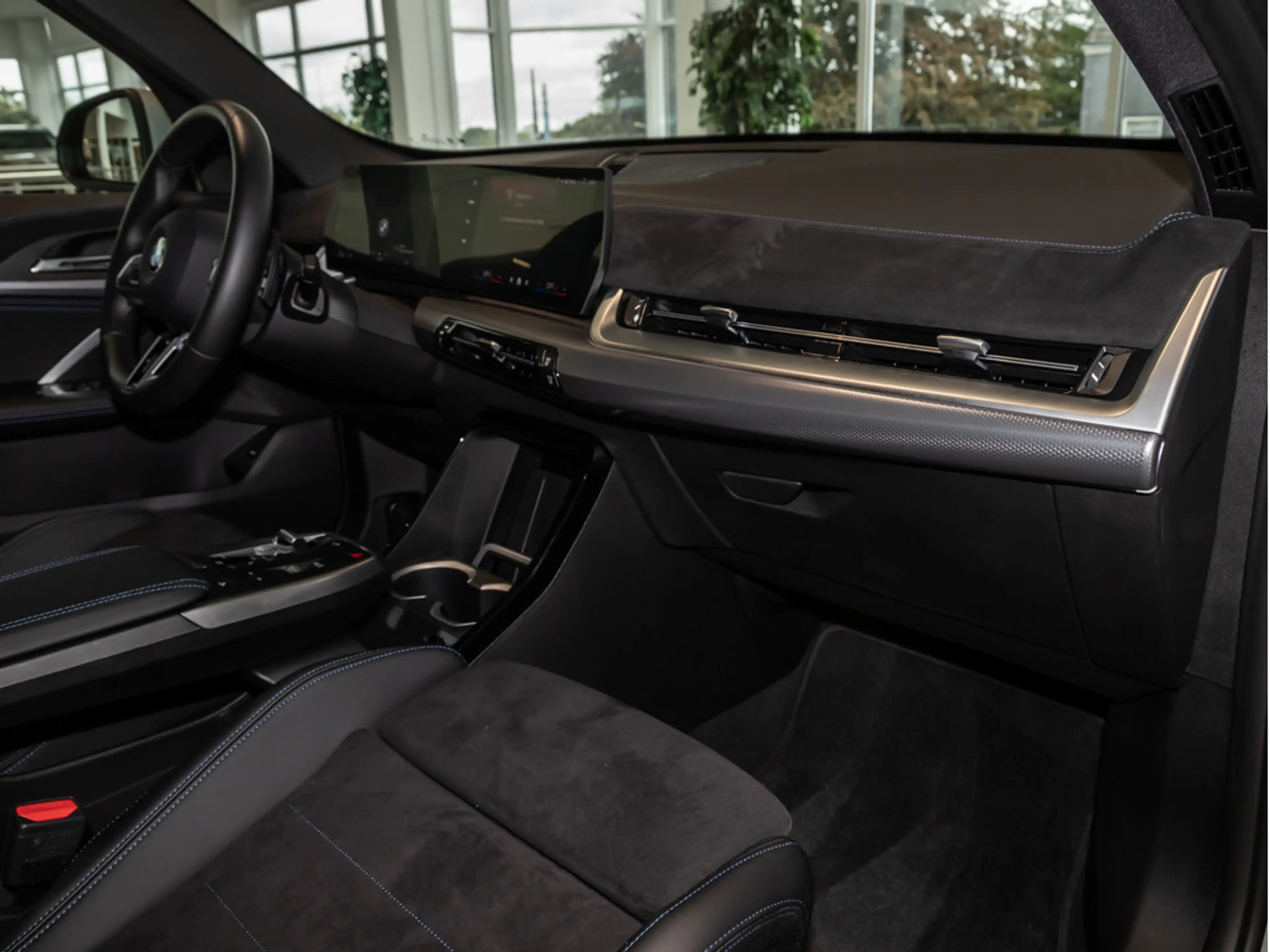 BMW X1 sDrive 18i M-Sport NAVI KAMERA SHZ PDC LED — photo 8