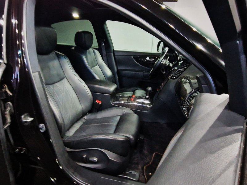 Infiniti QX70 S 5.0 V8 Premium|AUTOM|LEDER|PANO|LED|21 ZOLL| — photo 12