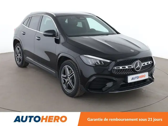 Mercedes-Benz GLA view 8