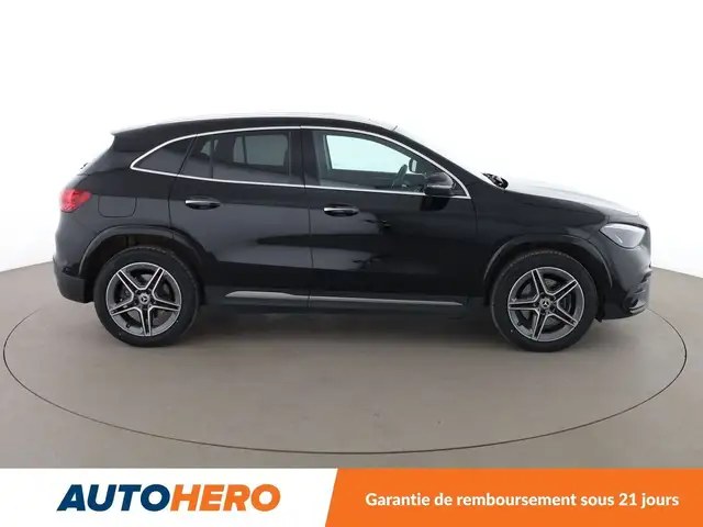Mercedes-Benz GLA view 7