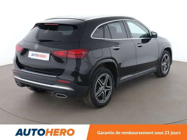Mercedes-Benz GLA view 6