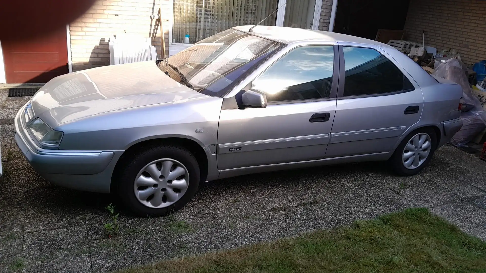 Citroen Xantia Xantia 1.8i-16V Millésime Argent - 1