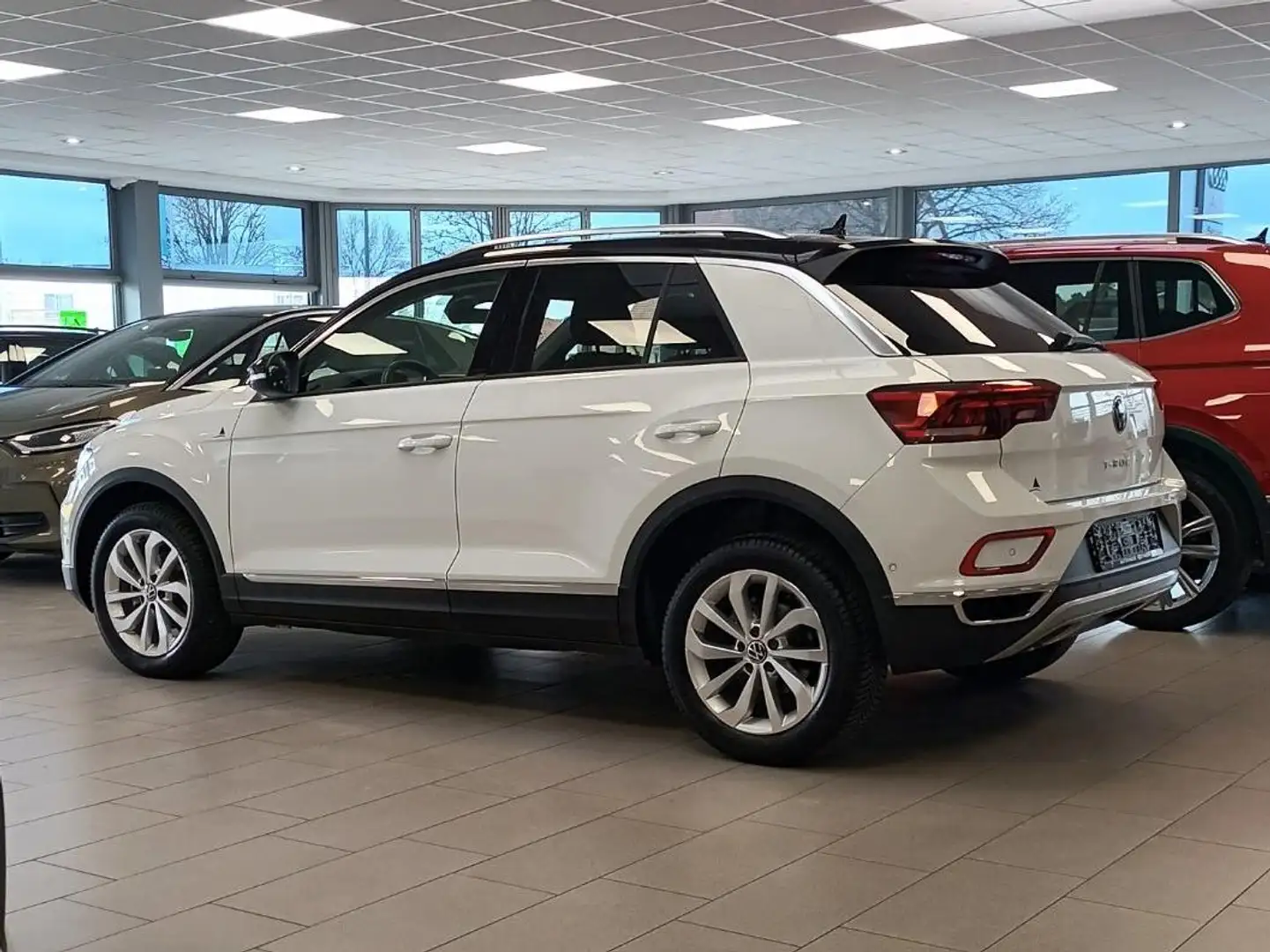 Volkswagen T-Roc 1.0 TSI OPF Life Weiß - 1