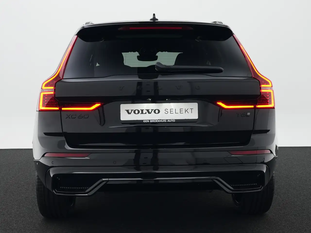Volvo XC60 2026 — фото 6