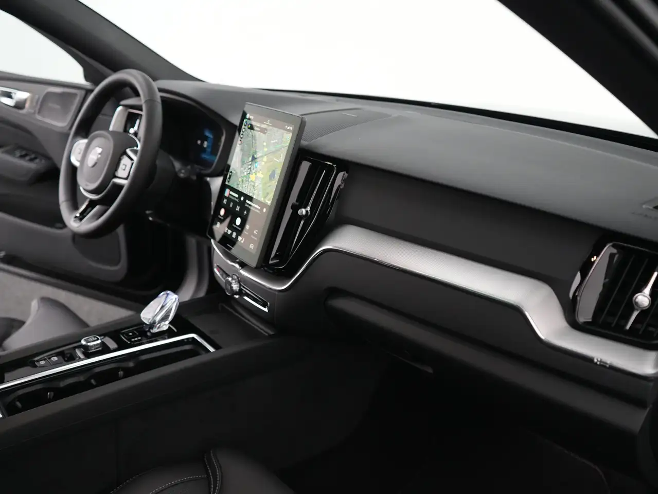 Volvo XC60 2026 — фото 11