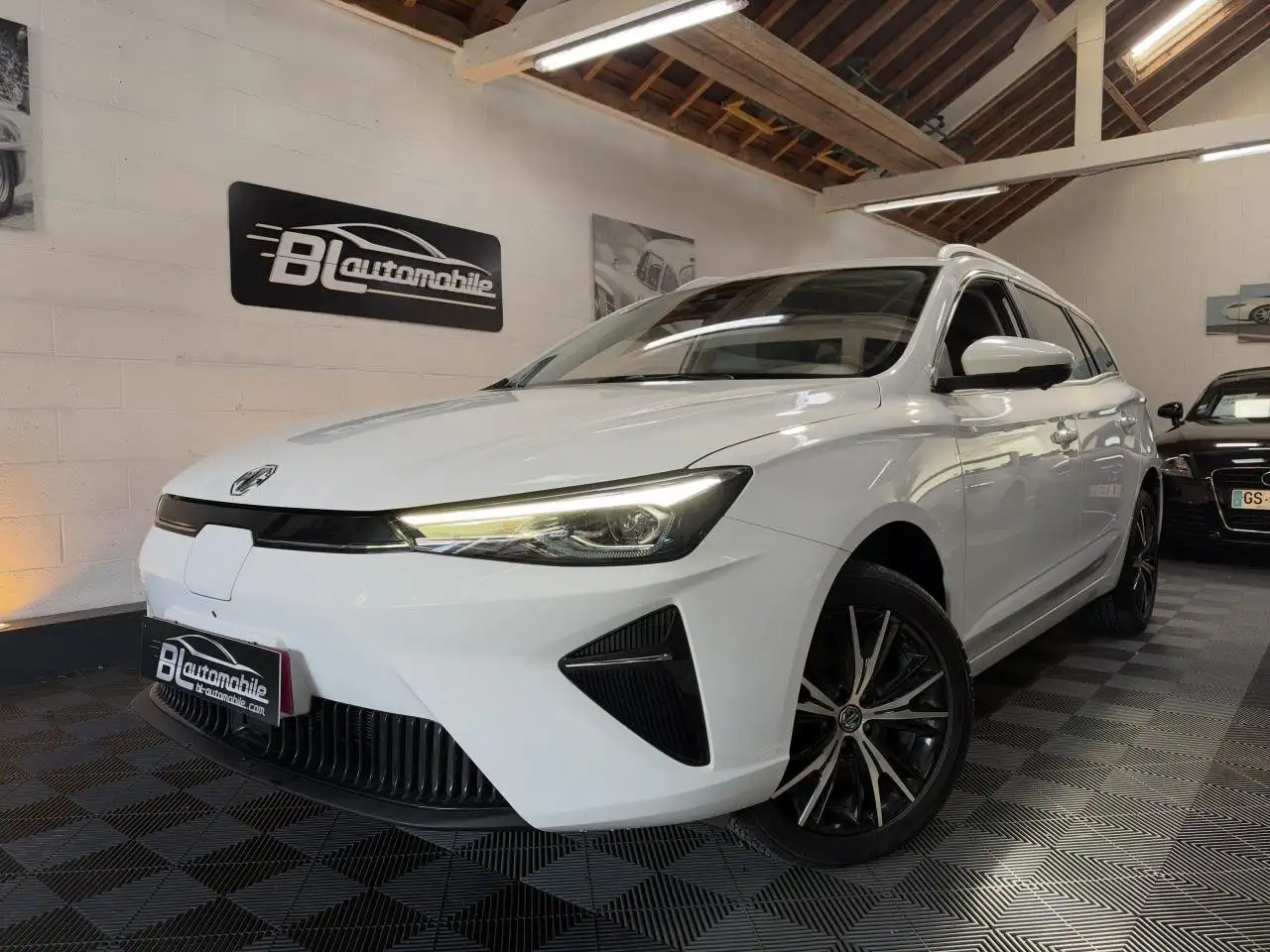 MG MG5