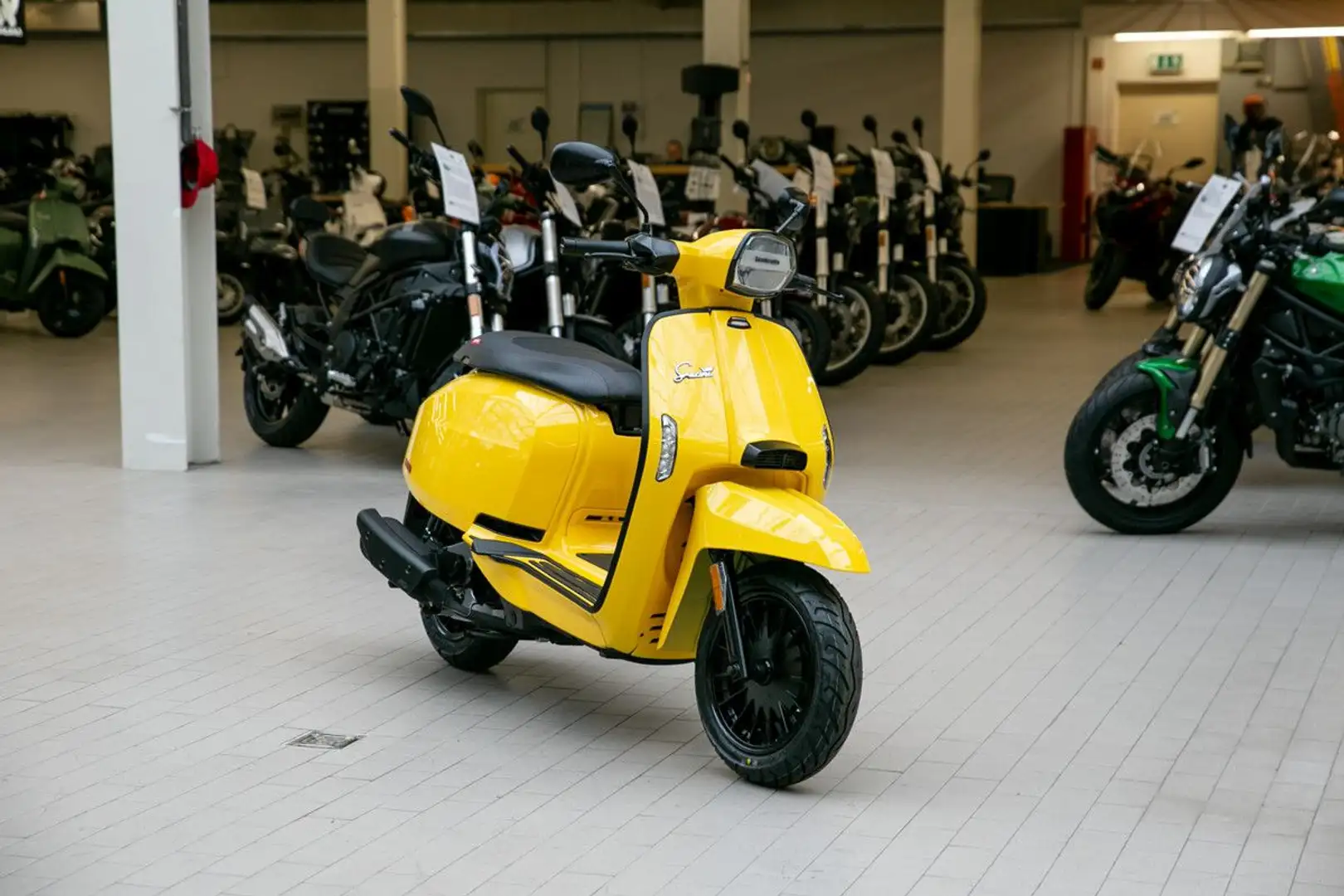 Lambretta V200 Special mit ABS, EURO 5, sofort lieferbar Yellow - 2