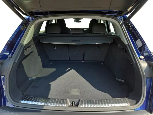 Audi Q5 view 14